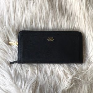 VICE CAMUTO black leather wallet